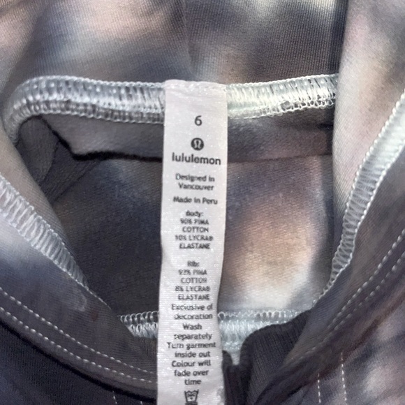 Lululemon sweatshirt size 6 - Picture 2 of 2